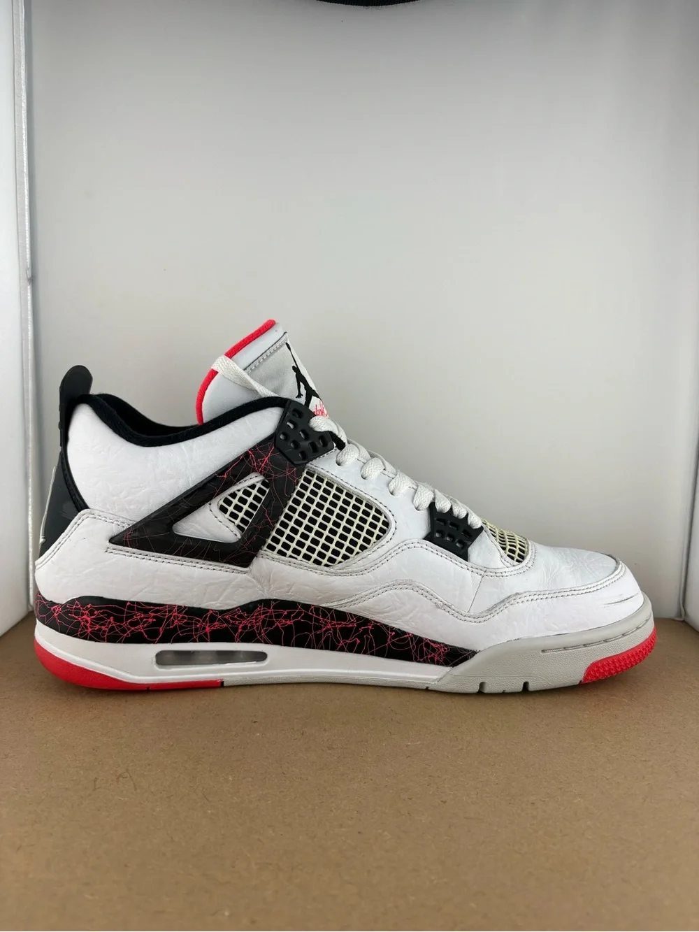 Nike Air Jordan 4 Retro Pale Citron 2019 White Black Red 308497-116 Size 12 (A5)